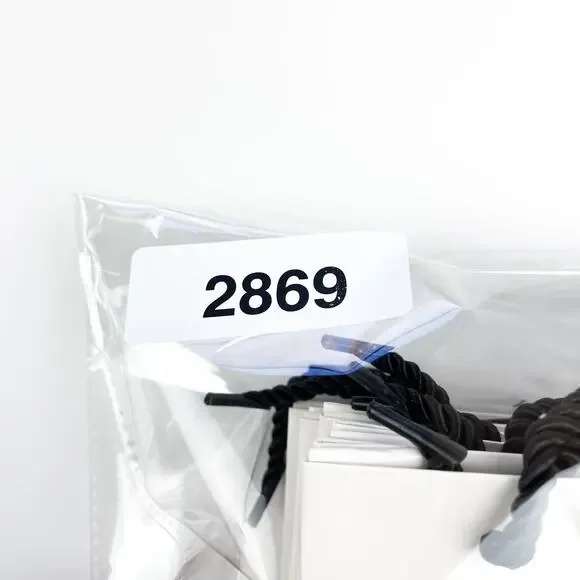 Lot of 6 Small Balenci Mini Party Favor Gift Bags White - Picture 6 of 6